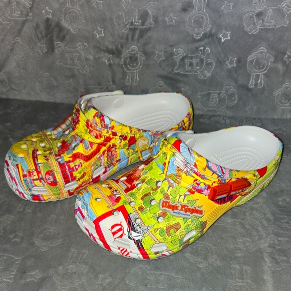 Disney World Magic Kingdom Crocs - Picture 1 of 7